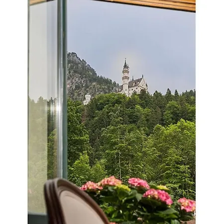 Ludwig Modern Retreat * Hohenschwangau
